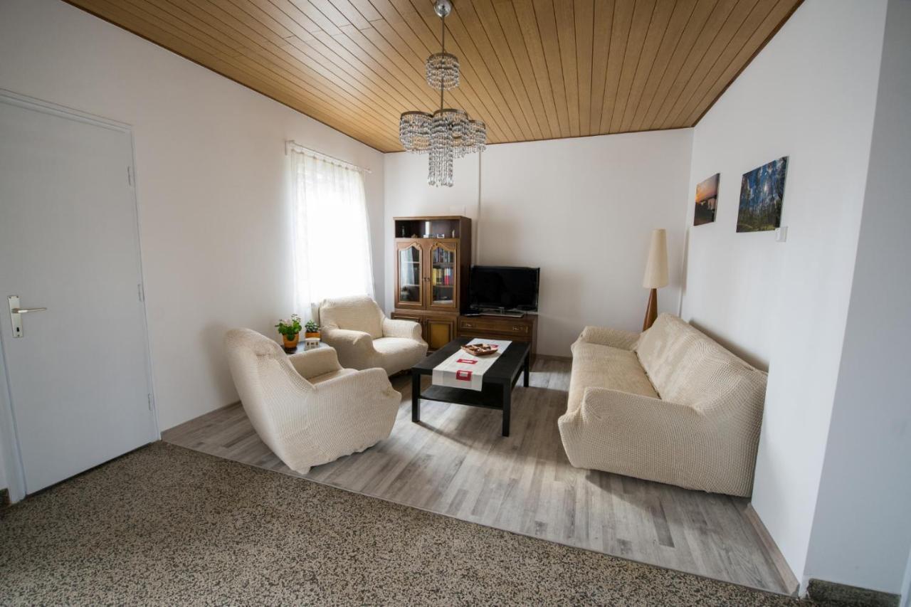Apartamento House Of Tea Bjelovar Exterior foto